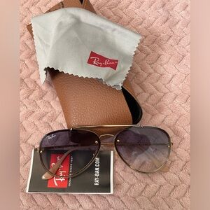 Women’s sunglasses